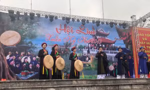 Ồn ào hội Lim 