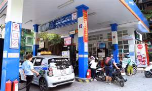 Giá dầu thế giới tác động đến nguồn thu ngân sách thế nào?