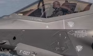 Hình ảnh F-35 in chiến tích trên thân sau khi bắn hạ 'UAV Nga' xâm phạm không phận Ba Lan
