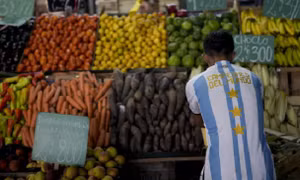Tỷ lệ lạm phát tại Argentina lần đầu vượt 100% sau hơn 30 năm