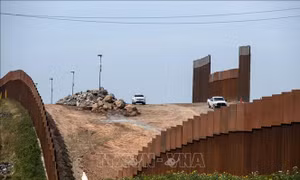 Bang New Mexico cáo buộc nhà thầu xây tường biên giới khoan giếng không phép