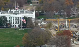 Tổng thống Trump bảo vệ dự án phòng khiêu vũ Nhà Trắng