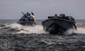 Bước chuyển lớn về vai trò của Ukraine từ việc hỗ trợ mở lại Eo biển Hormuz