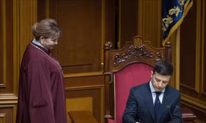 Tân Tổng thống Ukraine chuyển văn phòng khỏi tòa nhà xây từ thời Liên Xô