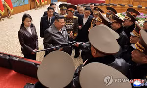 Món quà đặc biệt ông Kim Jong-un tặng quan chức cấp cao Triều Tiên 