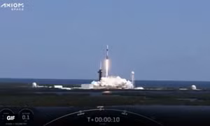 SpaceX lập dấu mốc, lần đầu mang 20 vệ tinh Starlink nâng cấp vào không gian
