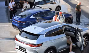 Pháp tìm cách ngăn xe điện giá rẻ Trung Quốc tràn ngập thị trường