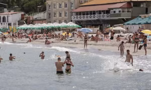 Odesa mở cửa lại một số bãi biển lần đầu tiên kể từ xung đột Nga-Ukraine