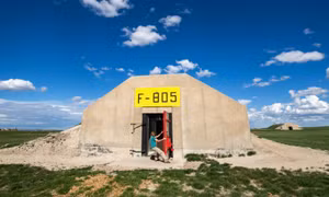 Phòng dịch COVID-19 theo phong cách giới siêu giàu 