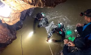 Nối lại chiến dịch giải cứu đội bóng thiếu niên Thái Lan