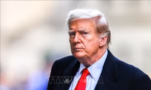 Ông Trump ra điều kiện để đổi ý, ủng hộ viện trợ Ukraine