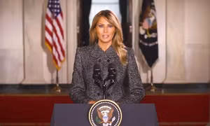 Đệ nhất Phu nhân Melania gửi thông điệp chia tay trước khi rời Nhà Trắng