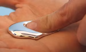 Sử dụng kim loại nặng gallium điều trị bệnh nan y nhiễm trùng phổi