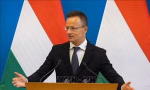 Hungary ủng hộ hòa bình và hợp tác năng lượng với Nga