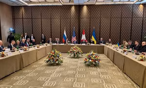 Điện Kremlin bác bỏ thông tin cho rằng tiến trình hòa bình Ukraine suy yếu
