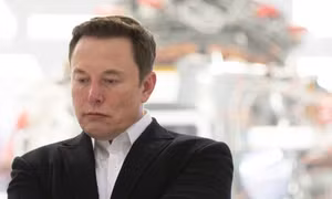 Nhân viên cũ kiện tỷ phú E.Musk lạm dụng tình dục