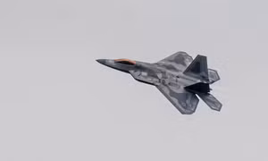 Lý do Mỹ bất ngờ điều loạt chiến đấu cơ F-22 tới Trung Đông