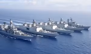 Tàu chiến Nga vượt bãi mìn, tiêu diệt mục tiêu giả trong diễn tập hải quân với Ấn Độ