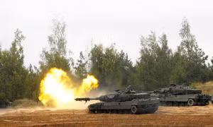 Đức chính thức phê chuẩn, hàng loạt xe tăng chiến đấu chủ lực Leopard 2 sẽ tới Ukraine tham chiến 
