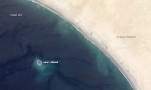 Ấn Độ Dương 'nuốt chửng' hòn đảo ngoài khơi Pakistan