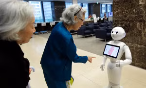 'AI + Dưỡng lão': Thiết bị thông minh chăm sóc tuổi già ở Trung Quốc