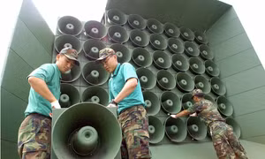 Hàn Quốc bắt đầu lắp lại loa phát thanh tuyên truyền gần biên giới với Triều Tiên