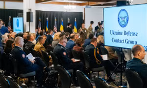 Lý do hủy cuộc họp lãnh đạo Nhóm Liên lạc Quốc phòng Ukraine
