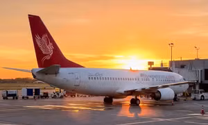 Sân bay Dubai đón chuyến bay đầu tiên từ Tehran sau 4 tháng gián đoạn
