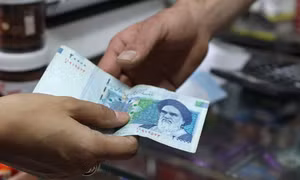 Iran-Nga giao dịch bằng tiền tệ quốc gia, từ bỏ đồng USD