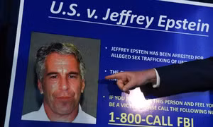 Ông Trump cảnh báo công bố danh sách khách lên đảo của 'tỷ phú ấu dâm’ Epstein