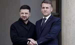 Sau đàm phán Mỹ-Ukraine, Tổng thống Zelensky tới Pháp bàn về hoà bình tương lai