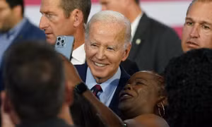 Mức tín nhiệm của Tổng thống Biden tăng trước thềm bầu cử Quốc hội giữa nhiệm kỳ