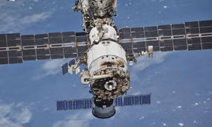 Phi hành gia Mỹ, Nga tiến hành các thí nghiệm quân sự trên trạm vũ trụ ISS