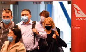 Hãng hàng không Australia dự kiến bắt buộc du khách quốc tế tiêm vaccine ngừa COVID-19