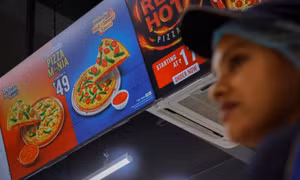Đối phó lạm phát, hãng pizza lớn nhất thế giới tung dòng bánh siêu rẻ, chỉ 14.000 đồng