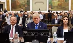 Những cáo buộc cựu Tổng thống Trump phải đối mặt trên đường trở lại Nhà Trắng