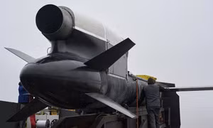 Kiev công bố vụ tấn công bằng tên lửa 'nội địa' gần 1.500 km vào lãnh thổ Nga