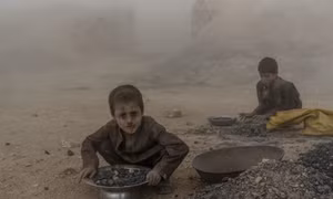 Ngày càng nhiều trẻ em Afghanistan phải làm việc trong các lò gạch