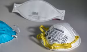 Sáng kiến khẩu trang tĩnh điện có thể diệt virus