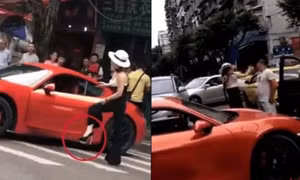 Cảnh sát trưởng mất việc vì vợ ỷ chồng làm to, tát người đi đường