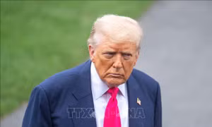Tổng thống Mỹ Donald Trump bị suy tĩnh mạch