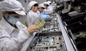 Hoạt động của Foxconn tại Ấn Độ bị gián đoạn do linh kiện nhập khẩu bị giữ tại cảng