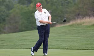 Tổng thống Hàn Quốc tập chơi golf lại sau 8 năm để 'kết nối' với ông Trump