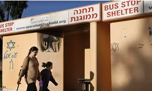Không đủ chỗ trú ẩn, 1/3 dân Israel sống trong sợ hãi trước ‘mưa rocket'