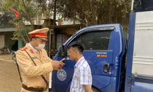 Tạo thói quen văn hoá 'Đã uống rượu bia, không lái xe'