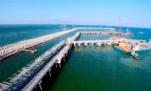 Xây dựng Khu kinh tế Nghi Sơn thành trung tâm công nghiệp - đô thị và dịch vụ ven biển trọng điểm  