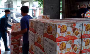 Tân Hiệp Phát trao tặng 36.000 sản phẩm đến các khu vực cách ly tỉnh Bình Dương