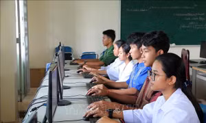 Tạo điều kiện học tập thuận lợi cho học sinh dân tộc nội trú