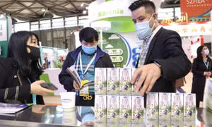 Vinamilk xuất khẩu sữa tươi Organic đi Trung Quốc, ra mắt ấn tượng tại Triển lãm quốc tế Thượng Hải 2021
