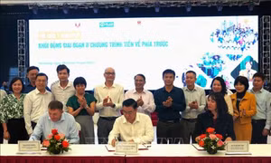 Cải thiện chất lượng cuộc sống của người tộc thiểu số đặc biệt khó khăn 